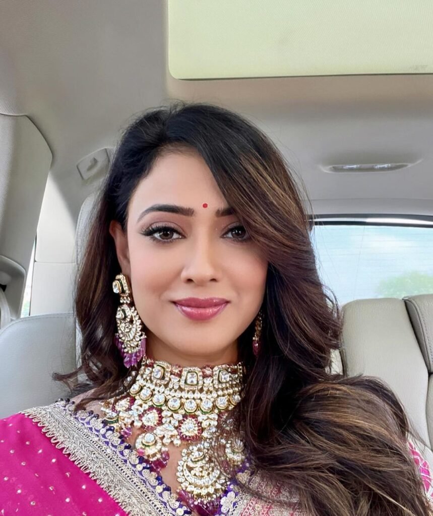Sweta Tiwari pink saree